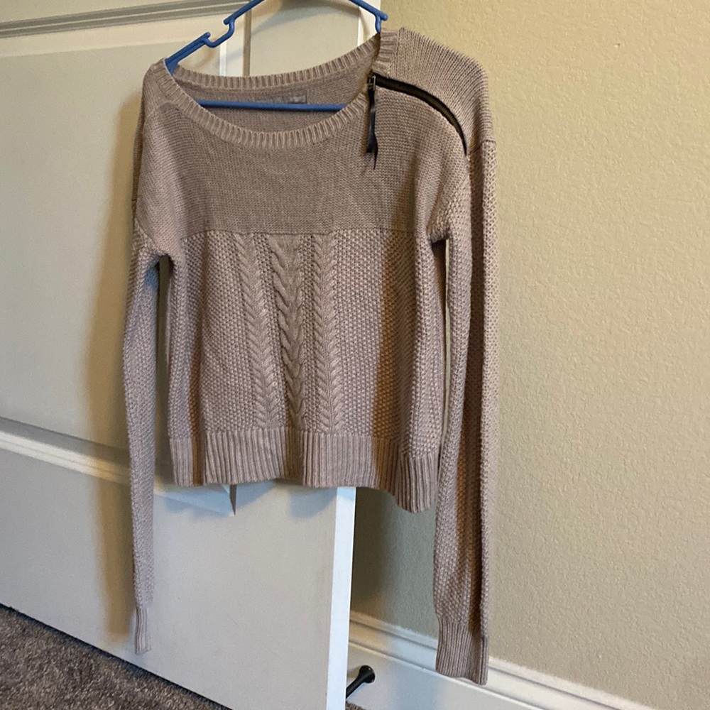 Cropped sweater